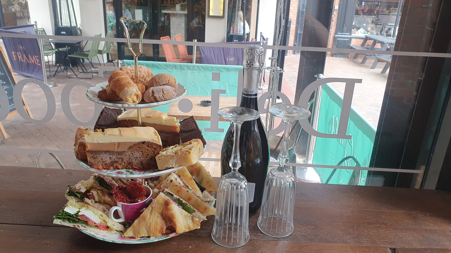 Italian Prosecco Afternoon Tea (6 Pers) - Takeaway/Delivery